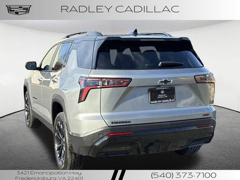 Used 2025 Chevrolet Equinox RS w/ Convenience Package III image 3