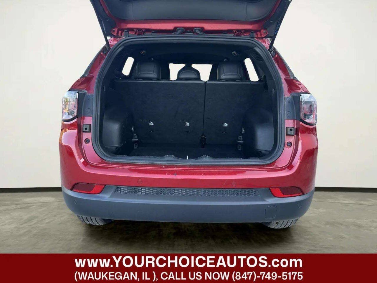 Used 2025 Jeep Compass Limited AWD/4WD image 15