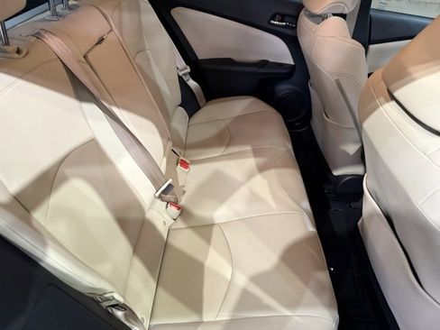 Used 2022 Toyota Prius XLE image 31