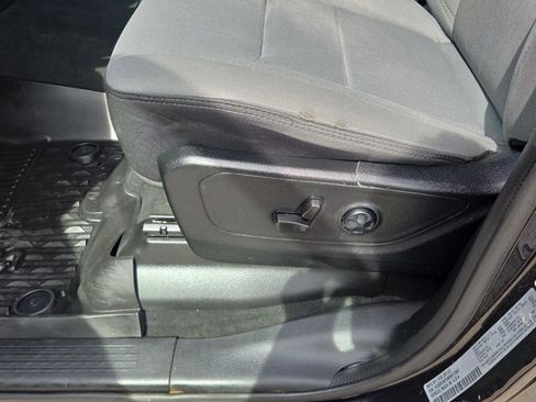 Used 2021 RAM 1500 Big Horn AWD/4WD image 16