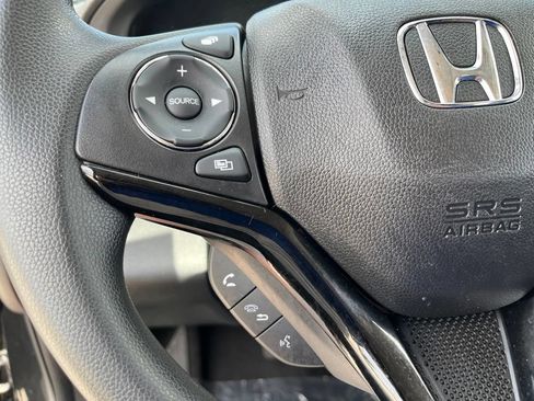 Used 2022 Honda HR-V EX image 18