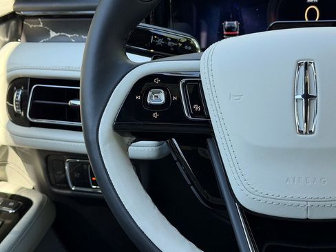 New 2026 Lincoln Aviator Black Label w/ Black Label Special Edition AWD/4WD image 14