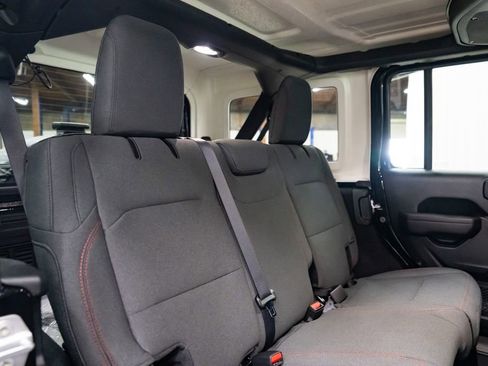 New 2026 Jeep Wrangler Unlimited Rubicon image 31