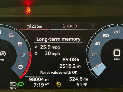 Used 2021 Audi Q3 2.0T Premium image 11