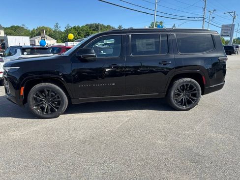 New 2026 Jeep Grand Wagoneer Summit AWD/4WD image 2