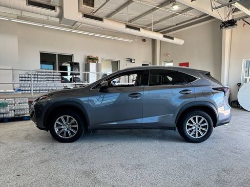 Used 2017 Lexus NX 200t FWD image 4