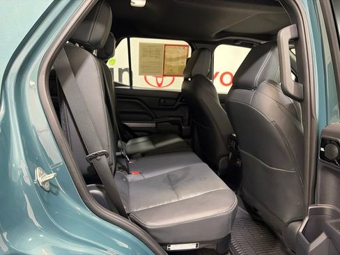 Used 2025 Toyota 4Runner TRD Off-Road Premium w/ Tow Technology Package AWD/4WD image 14