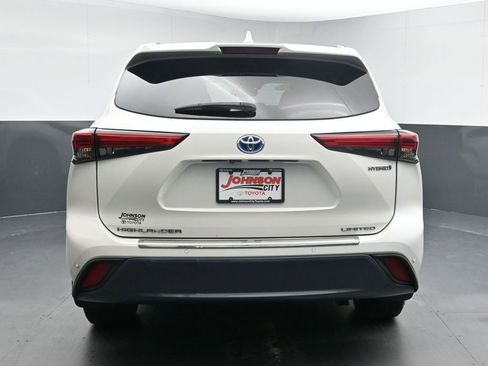 Used 2020 Toyota Highlander Limited image 7