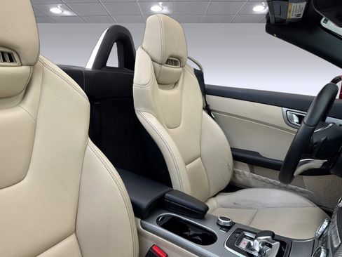 Certified 2019 Mercedes-Benz SLC 300 image 27