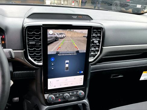 Used 2025 Ford Ranger XLT w/ Equipment Group 301A High image 28