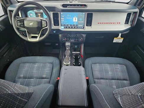 New 2025 Ford Bronco Heritage Edition image 15