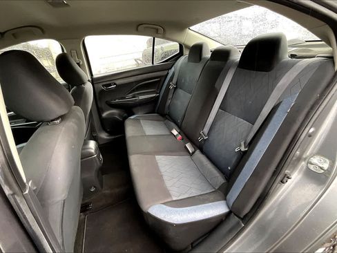 Used 2023 Nissan Versa SV FWD image 29