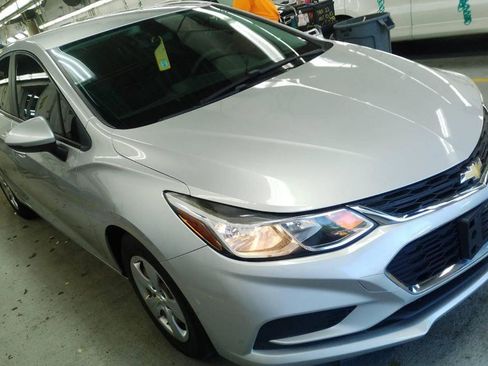 Used 2016 Chevrolet Cruze LS FWD image 3