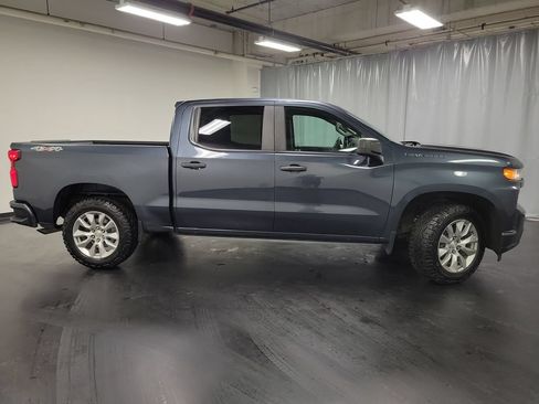 Used 2021 Chevrolet Silverado 1500 Custom AWD/4WD image 9