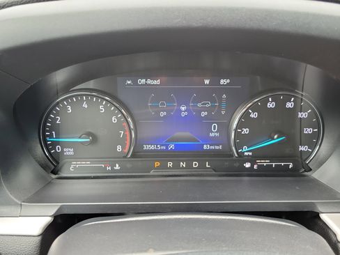 Used 2024 Ford Explorer XLT RWD image 32