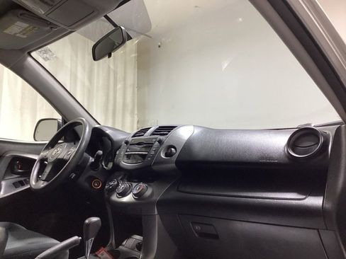 Used 2009 Toyota RAV4 Sport image 15