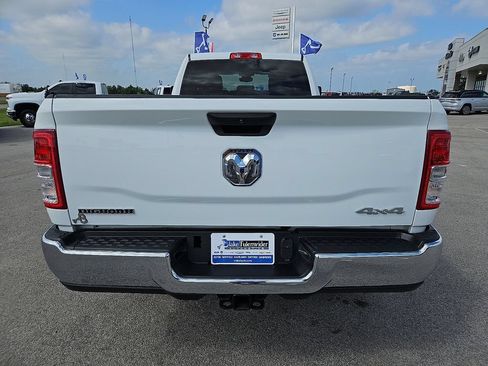 Used 2024 RAM 3500 Big Horn AWD/4WD image 6