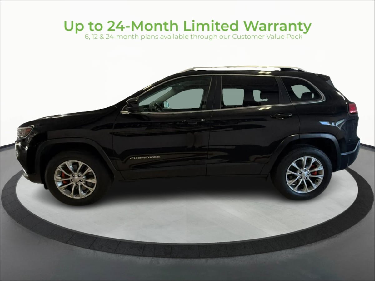 Used 2019 Jeep Cherokee Latitude Plus w/ Cold Weather Group AWD/4WD image 4