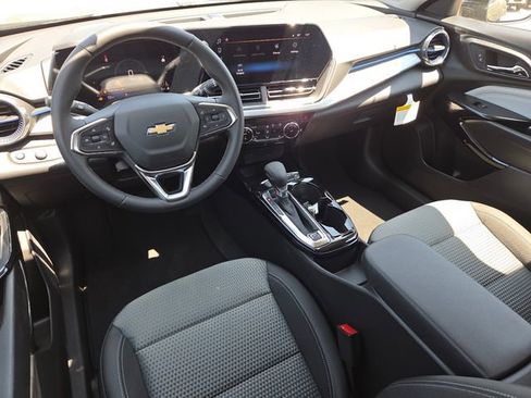 New 2026 Chevrolet Trax LT w/ Driver Confidence Package FWD image 3