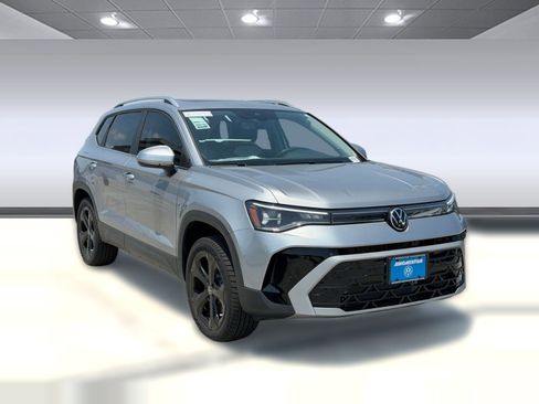 New 2026 Volkswagen Taos SEL AWD/4WD image 7