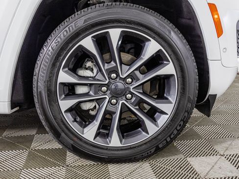 Used 2023 Jeep Grand Cherokee Overland w/ Adv Protech Group III image 50