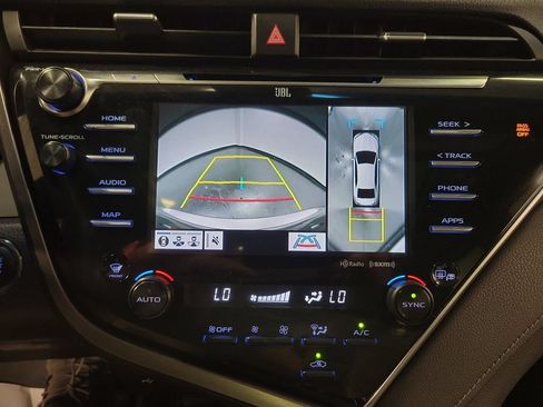 Used 2018 Toyota Camry XSE w/ Driver Assist Package FWD image 22