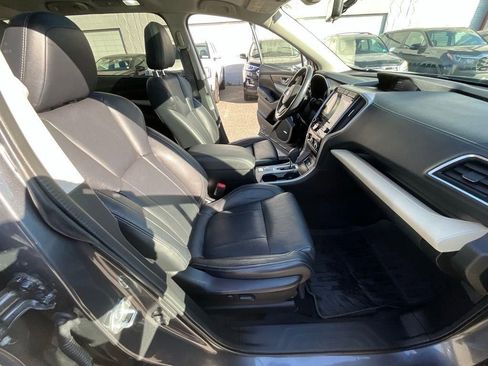 Used 2022 Subaru Ascent Touring image 38