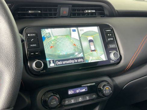 Used 2024 Nissan Kicks SR image 29