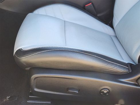 Used 2023 Dodge Challenger SRT Hellcat w/ Driver Convenience Group image 34