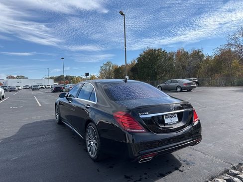 Used 2016 Mercedes-Benz S 550 Sedan image 3
