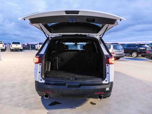 Used 2023 Chevrolet Traverse LT FWD image 27
