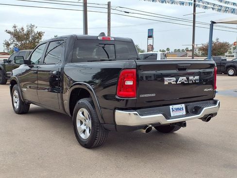 Used 2025 RAM 1500 Big Horn AWD/4WD image 6