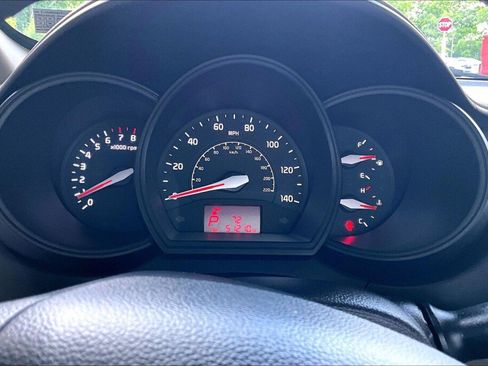 Used 2015 Kia Rio LX w/ Power Package FWD image 8