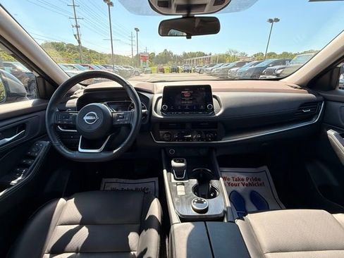 Certified 2023 Nissan Rogue SV w/ SV Premium B Package AWD/4WD image 22