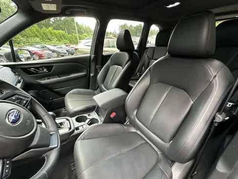 Certified 2025 Subaru Forester Limited AWD/4WD image 17