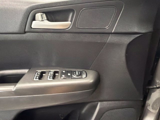 Used 2018 Kia Sportage LX FWD image 26