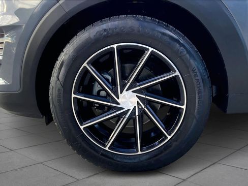 Used 2019 Hyundai Tucson SE image 12