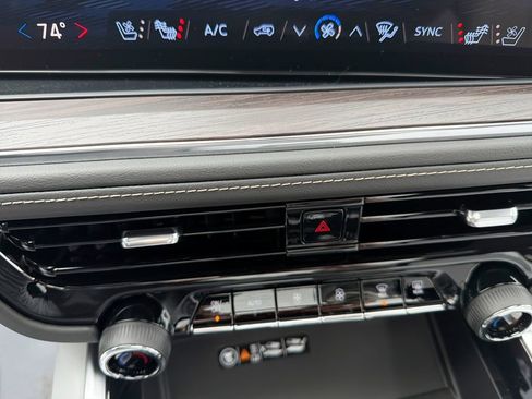 New 2026 Chevrolet Suburban Premier w/ Sun And Tow Package image 17