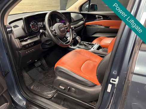 Used 2022 Kia Carnival SX w/ Paint Protection Package image 4