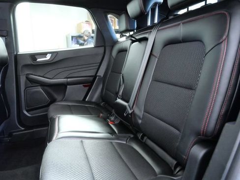 Certified 2025 Ford Escape ST-Line AWD/4WD image 12