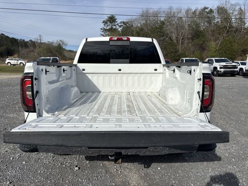 Used 2018 GMC Sierra 1500 SLT w/ SLT Premium Package image 25