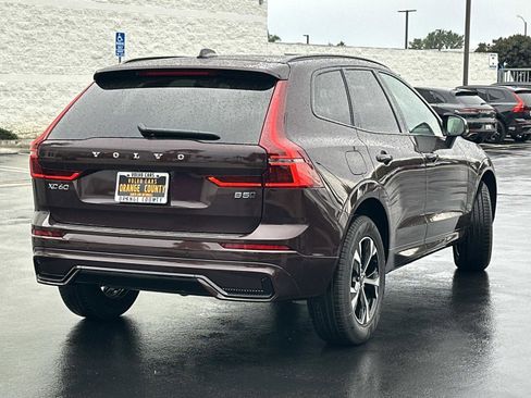 New 2026 Volvo XC60 B5 Core w/ Climate Package image 4