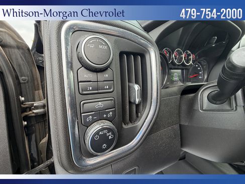 Used 2022 Chevrolet Silverado 1500 LT AWD/4WD image 14