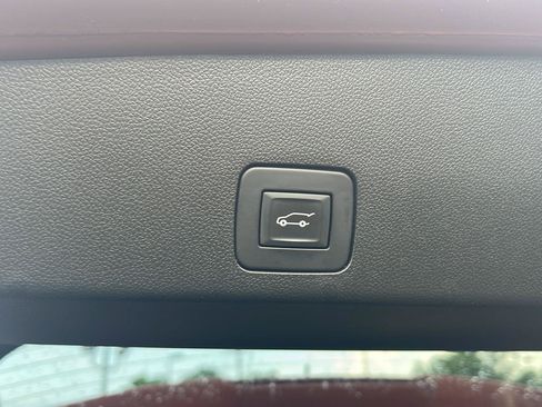 Used 2020 Buick Encore GX Preferred w/ Cold Weather Comfort Package AWD/4WD image 24