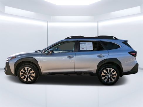 Certified 2025 Subaru Outback Limited w/ Popular Package #2 image 7