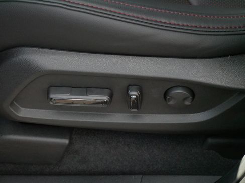 Certified 2026 Honda Pilot Black Edition image 20