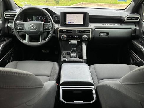 Used 2025 Toyota Tacoma SR RWD image 9