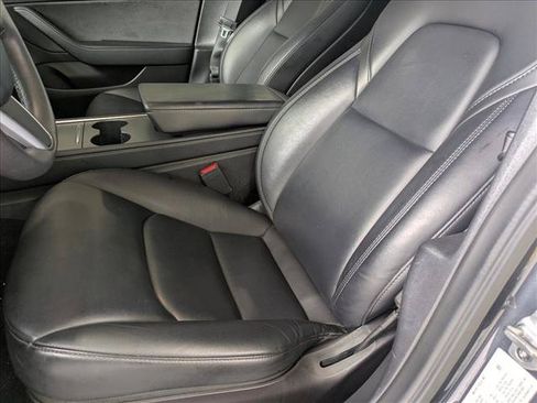 Used 2022 Tesla Model 3 Long Range AWD/4WD image 12