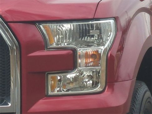Used 2015 Ford F150 XLT w/ Equipment Group 301A Mid image 17