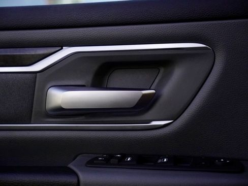 Used 2022 RAM 1500 Big Horn image 10